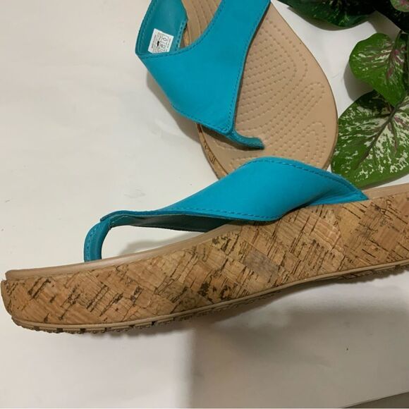 CROCS A-Leigh turquoise Thong. Cork Wedge Flip Flop Sandals Womens Size 10 - Picture 7 of 11